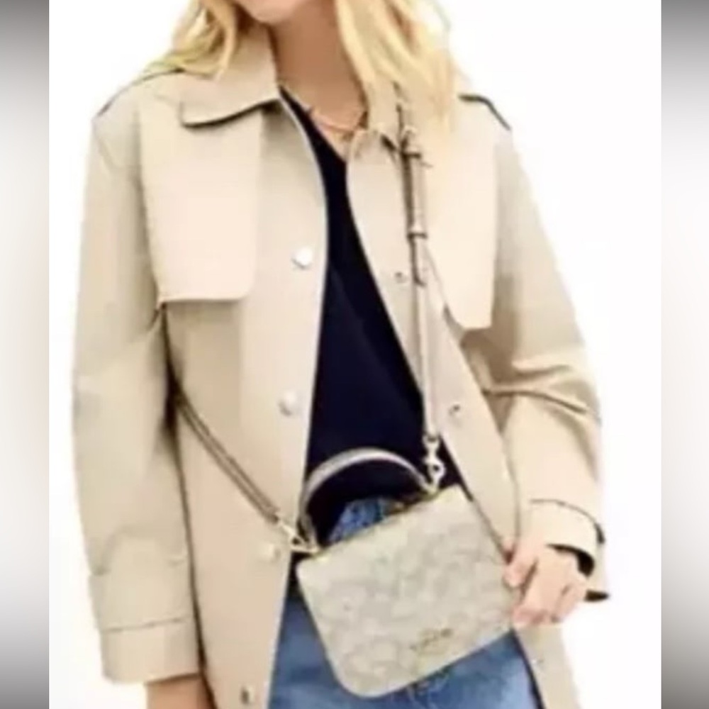 💛New Coach Gold Crossbody Bag with Shimmery Finish💛 - Picture 8 of 9